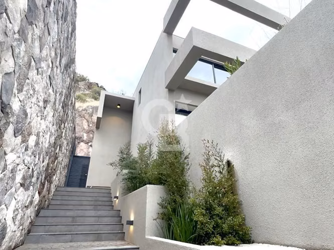 Exclusiva casa mediterránea en La Dehesa