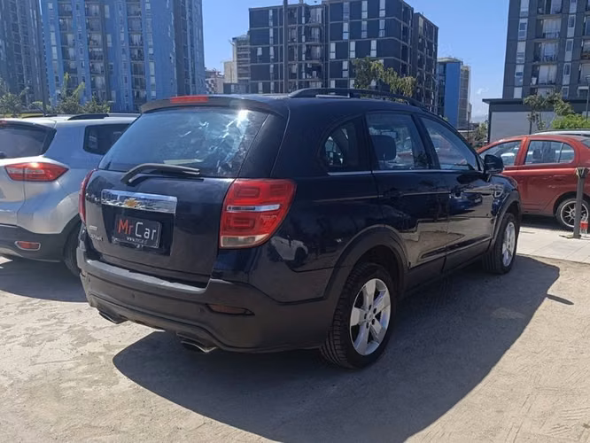 CHEVROLET CAPTIVA 6 LS 2.2D FWD 6MT - 2018 | 2760 - Imagen 9