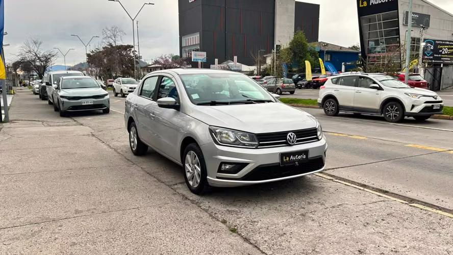 Volkswagen Voyage 1.6 TRENDLINE AC 2AB (2022)