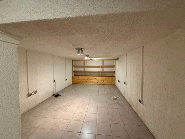 Oficina en arriendo en Providencia. 4 privados y subterráneo