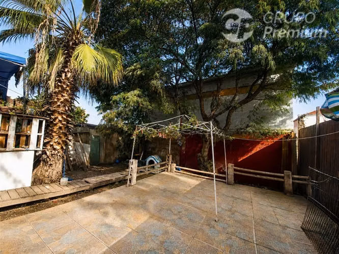 Venta de casa Regularizada 250 m2 de 5D,1B,Patio grande - Imagen 2