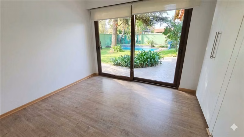 Sector C Alemana casa 3d estar piscina Vitacura 272/450m2 fm - Imagen 7