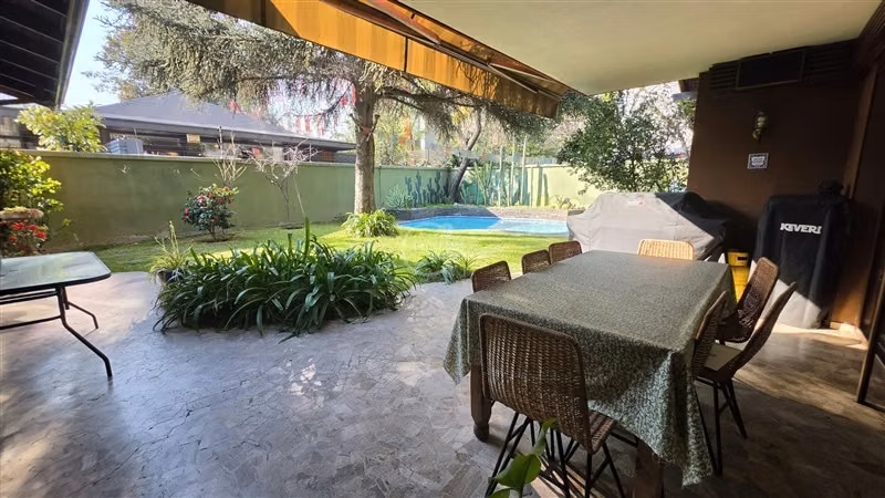 Sector C Alemana casa 3d estar piscina Vitacura 272/450m2 fm - Imagen 27