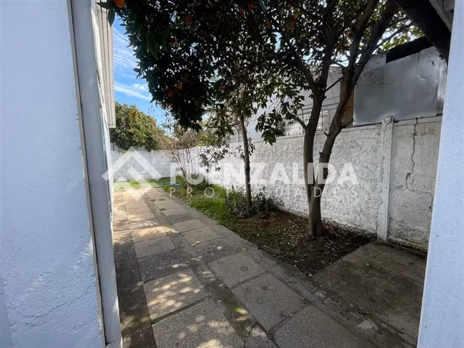 Casa en venta de 3 dorm. en Lo Prado