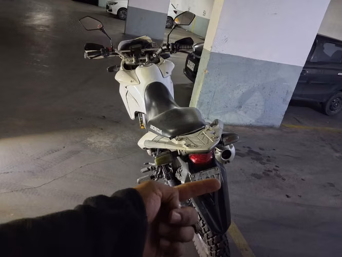 Se vende Honda XRE300 2014
