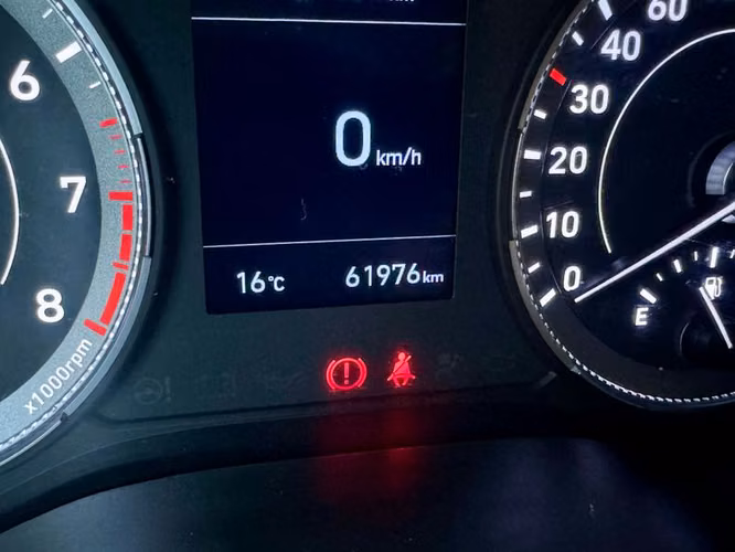 HYUNDAI VENUE QX 1.6 MT PLUS - 2022 | 2477 - Imagen 10