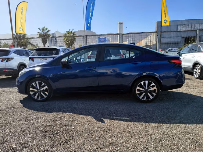 NISSAN VERSA 2021 - Imagen 4