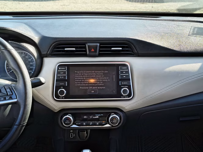 NISSAN VERSA 2021 - Imagen 18