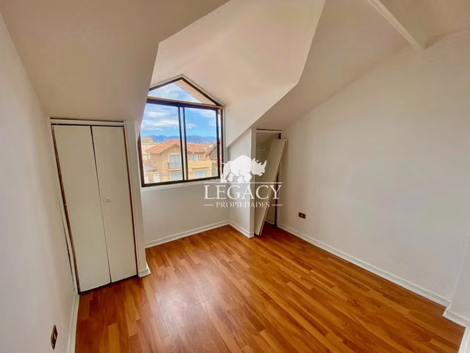 Casa en Condominio, San Joaquín