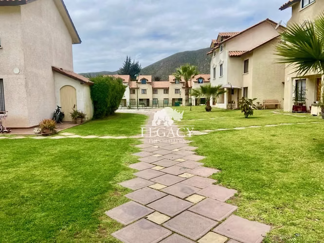 Casa en Condominio, San Joaquín