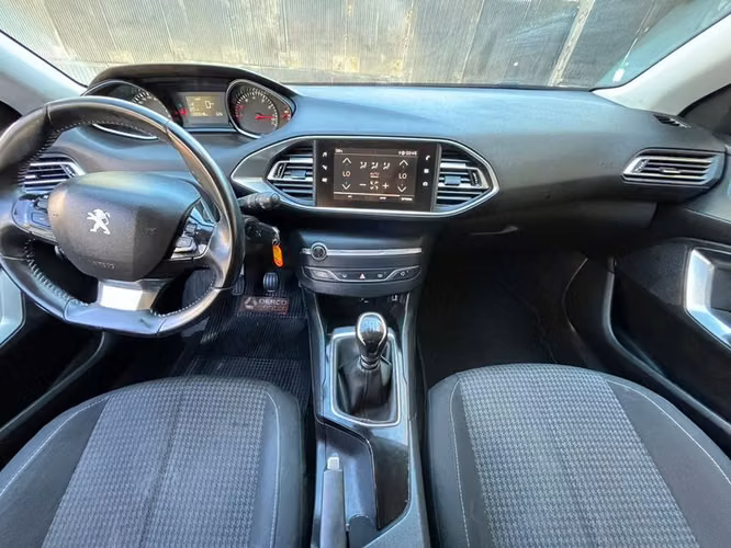 PEUGEOT 308 ACTIVE PACK PURETECH 130 PRS - 2021 | 4305