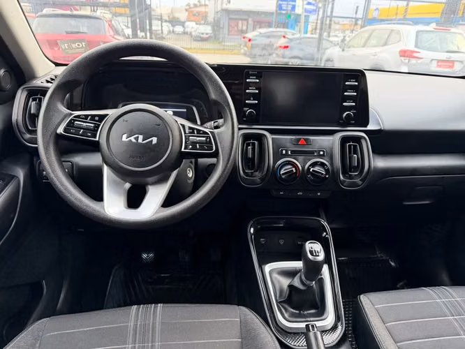 KIA SONET 2025