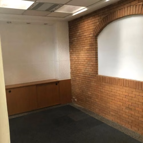 Local Comercial y Galpón en Arriendo. Santiago Centro. - Imagen 15