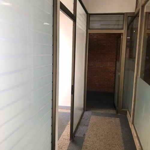 Local Comercial y Galpón en Arriendo. Santiago Centro. - Imagen 9