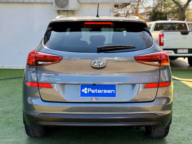 HYUNDAI TUCSON TL 2.0 MT PLUS FL - 2021 | 4334
