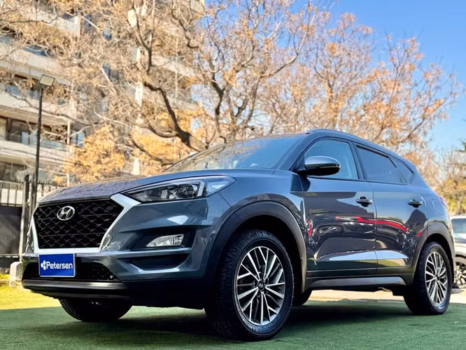 HYUNDAI TUCSON TL 2.0 MT PLUS FL - 2021 | 4334