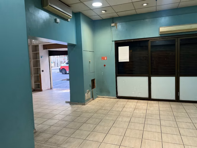 GRAN OPORTUNIDAD LOCAL COMERCIAL EN VENTA