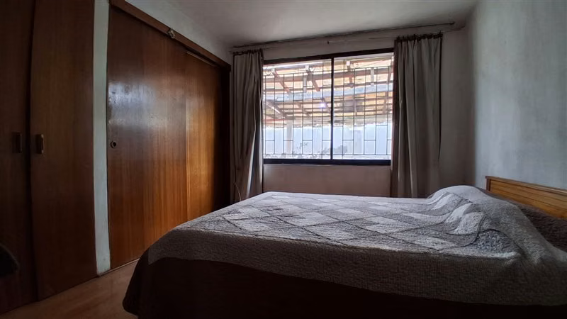 Casas en venta de 6 dorm. 4 baños en Macul