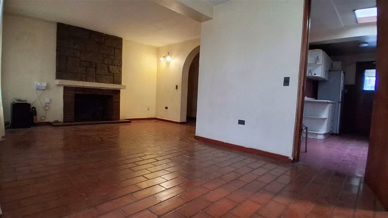 Casas en venta de 6 dorm. 4 baños en Macul