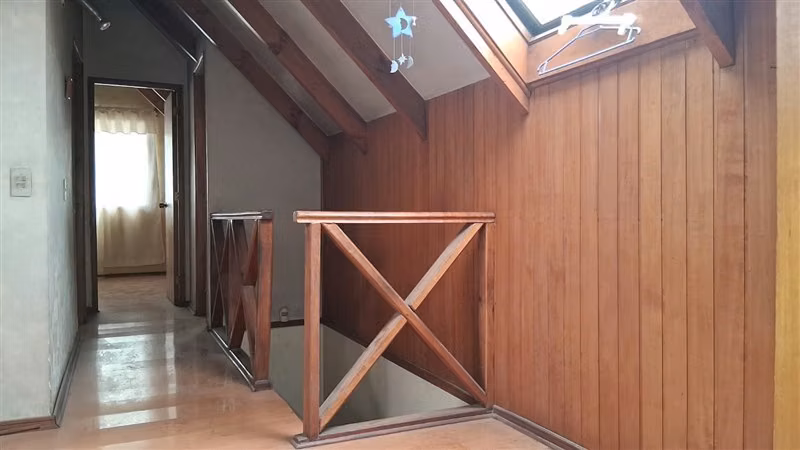 Casas en venta de 6 dorm. 4 baños en Macul