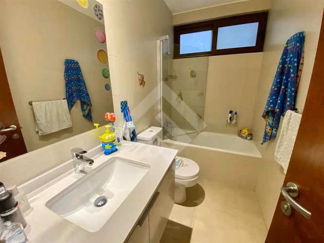 Departamento en arriendo de 3 dorm. en Lo Barnechea