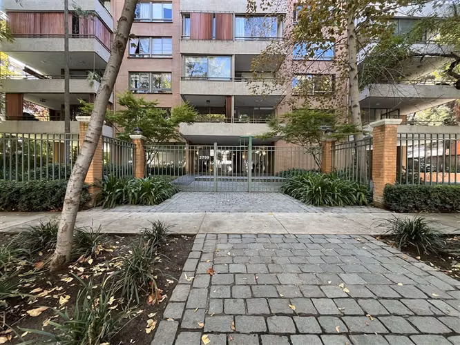 VENDE Agustín del Castillo / Parque Bicentenario / Vitacura