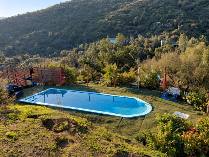 Hermosa Casa 5D/2B con piscina y bosque nativo - Imagen 17