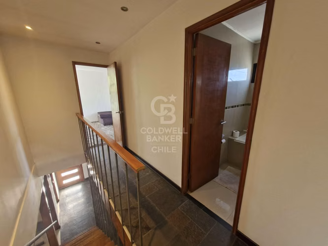 Venta CAsa , opción arriendo  casa Amoblada.