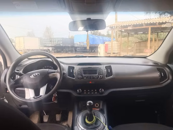 Se vende Kia Sportage - Imagen 4