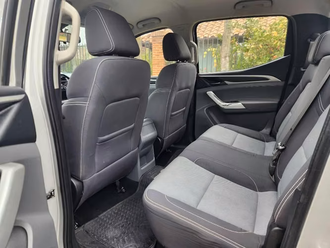 Camioneta Maxus T60