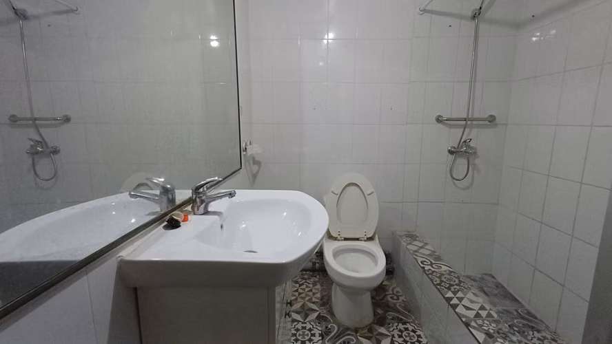 CASA 4 DORMITORIOS CALLE MONTEGRANDE