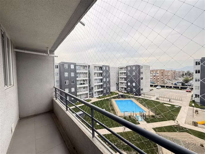 Arriendo depto 3 dorm. en Lo Campino Quilicura, piscina