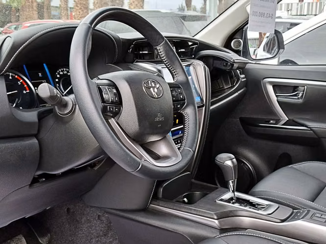 TOYOTA FORTUNER 2026