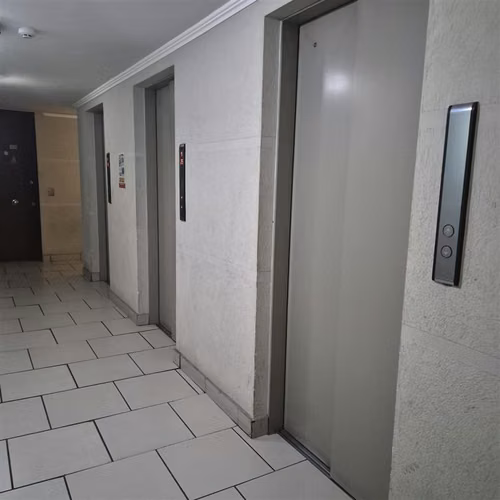 Departamento en arriendo de 2 dorm 2 baños 1 est en Santiago - Imagen 23