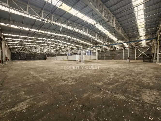 VENTA BODEGA INDUSTRIAL PARQUE ESCUADRON