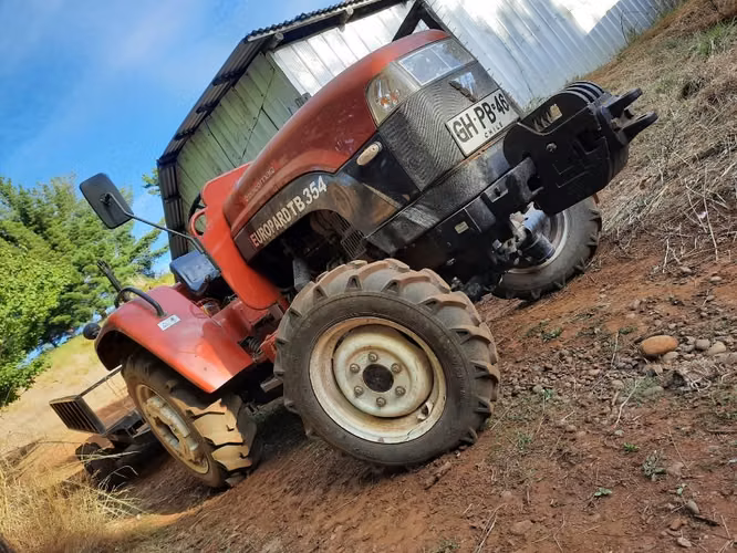 Se vende tractor europard 354