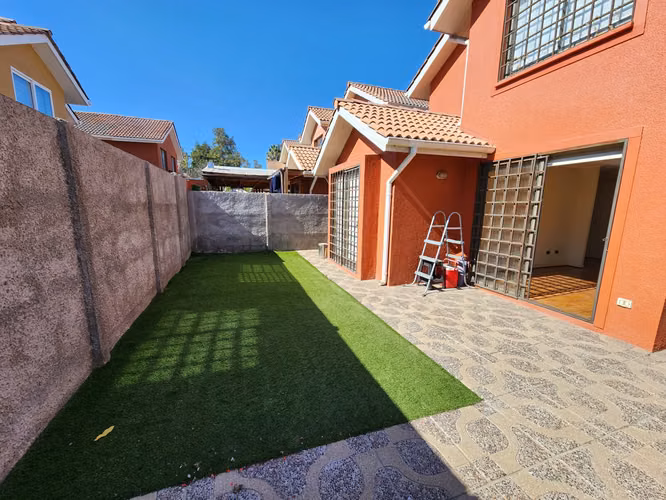 Arriendo casa 76m2, 3 dormitorios, suite, Los Prados de Nos, San Bernardo