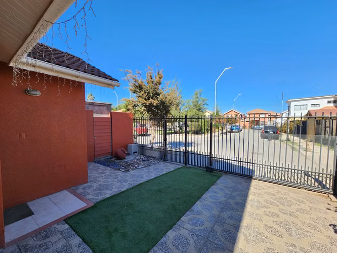 Arriendo casa 76m2, 3 dormitorios, suite, Los Prados de Nos, San Bernardo