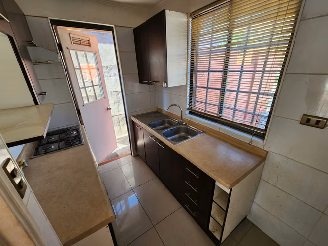 Arriendo casa 76m2, 3 dormitorios, suite, Los Prados de Nos, San Bernardo