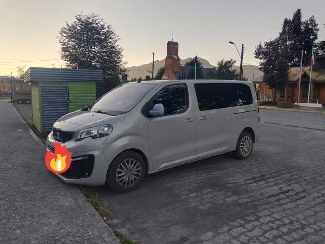 Furgón Peugeot Traveller 2019