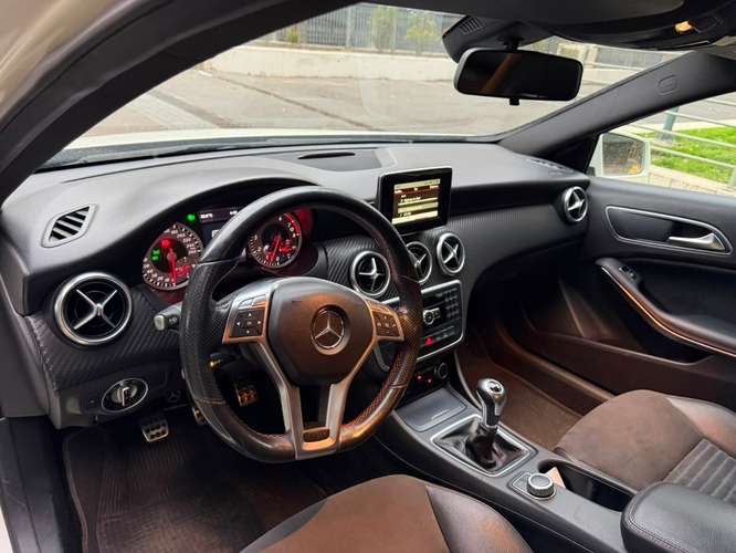 MERCEDES-BENZ A200 BLUEEFFICIENCY 2016