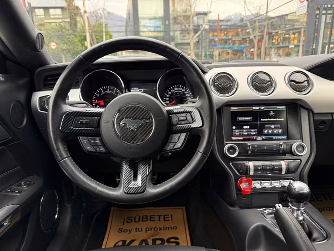 FORD MUSTANG  2016