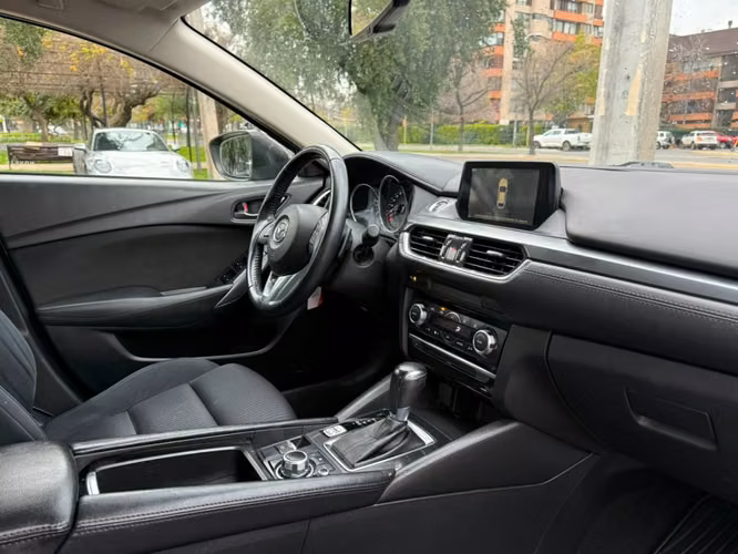 MAZDA 6 2.0 AT 2015 - Imagen 12