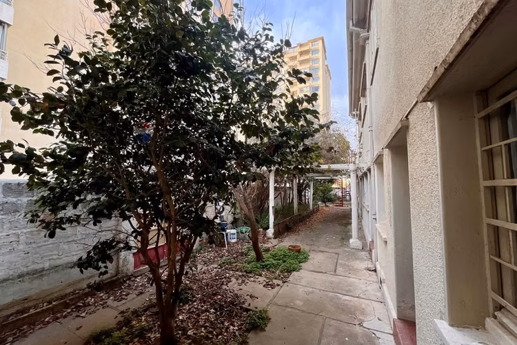 Gran casa a pasos de la universidad santa maría - Imagen 14