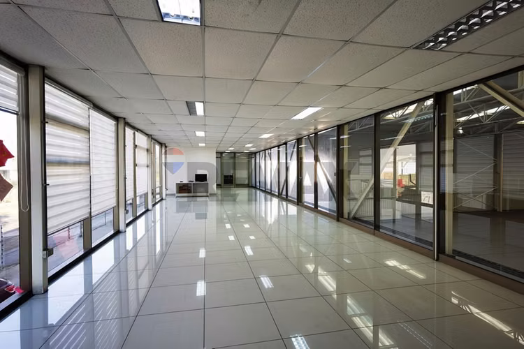 Bodega industrial 4.441 m² en pudahuel (enea)