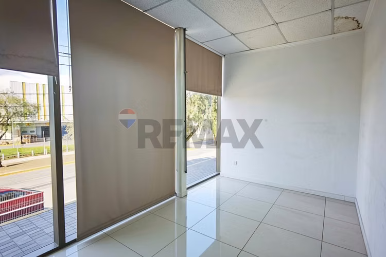 Bodega industrial 4.441 m² en pudahuel (enea)