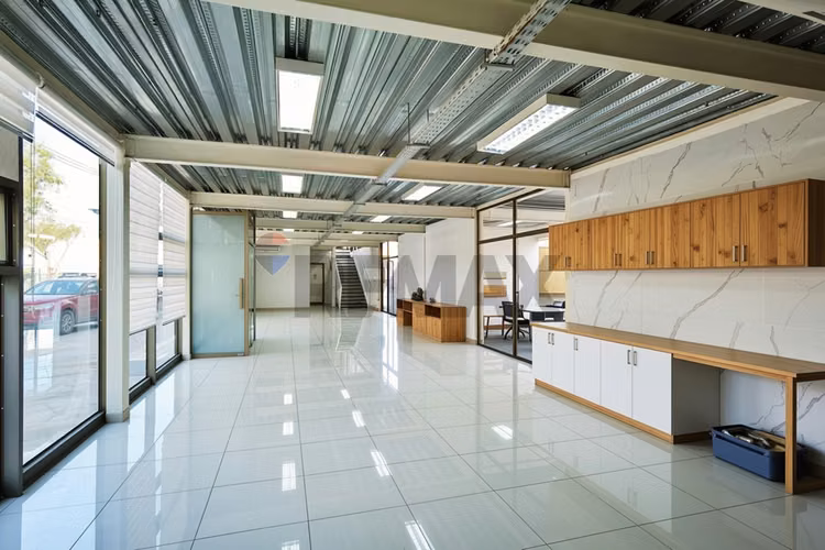 Bodega industrial 4.441 m² en pudahuel (enea)