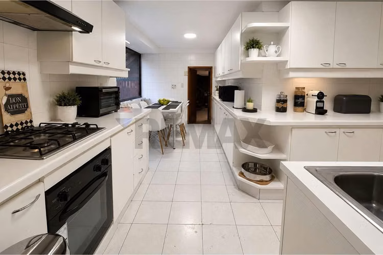 Casa residencial o comercial