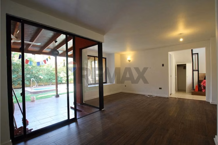 Venta de casa en ciudad satélite - maipú