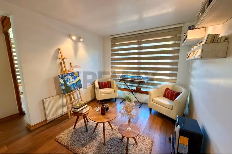"amplia casa con segunda vivienda, en talagante"